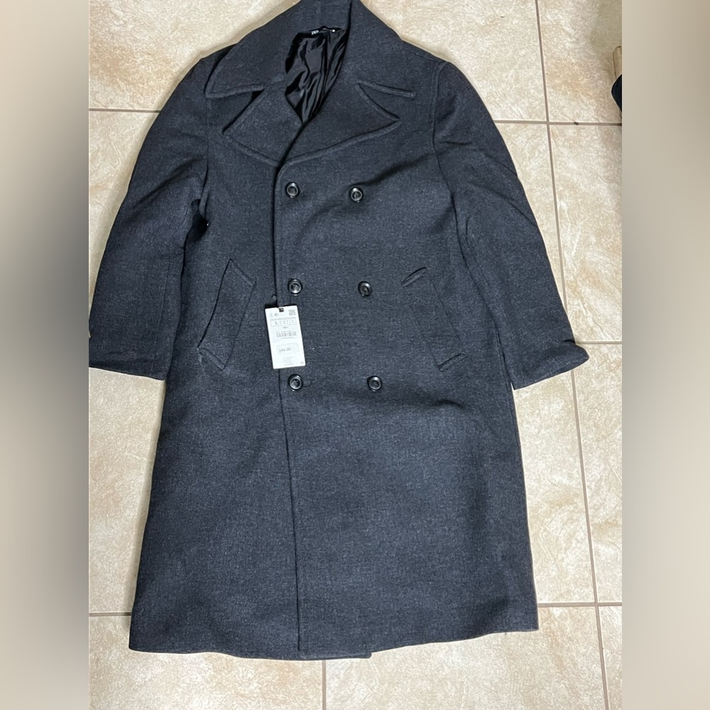 Men New zara coat size L